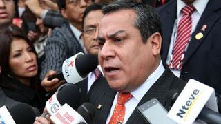 Adrianzén pide ir voluntariamente al Congreso por interpelación