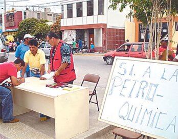 La población de Ica y el sur del Perú mira con expectativa el desarrollo de la industria petroquímica.