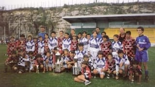 La fotografía viral de Lionel Messi con yeso a los 12 años en Newell’s Old Boys [FOTO]