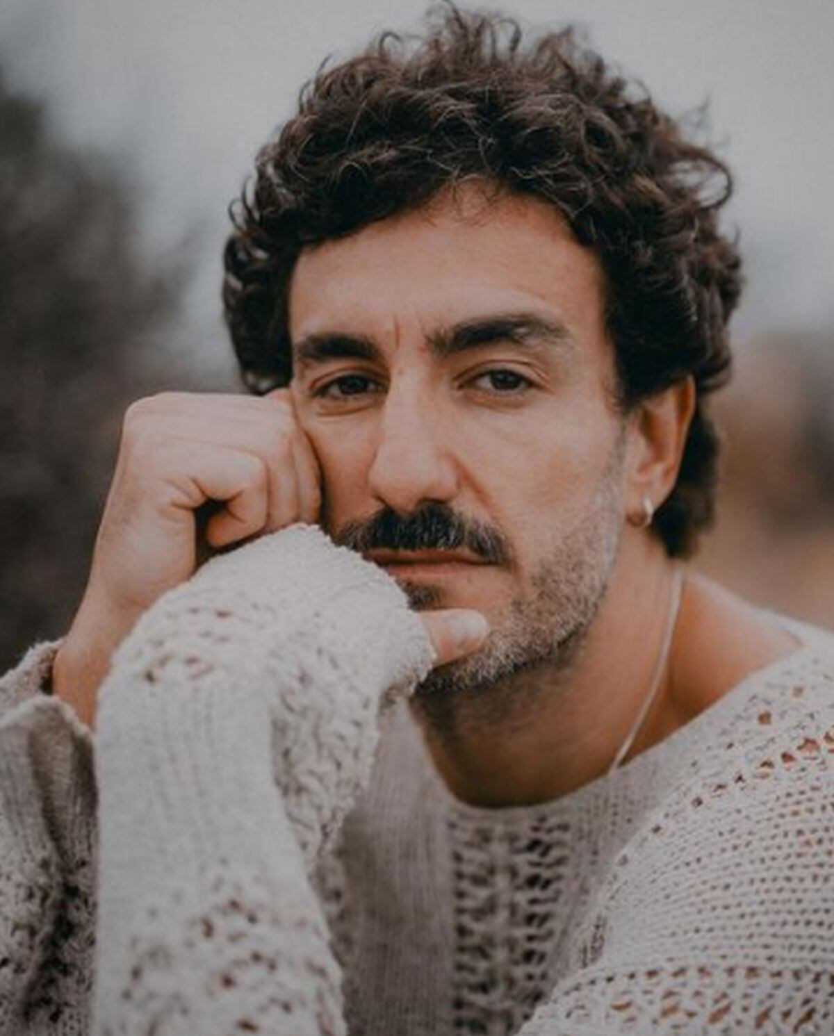 Miki Esparbé es un rostro conocido en el mundo de la actuación en su país (Foto: @leentrelineas / Instagram)