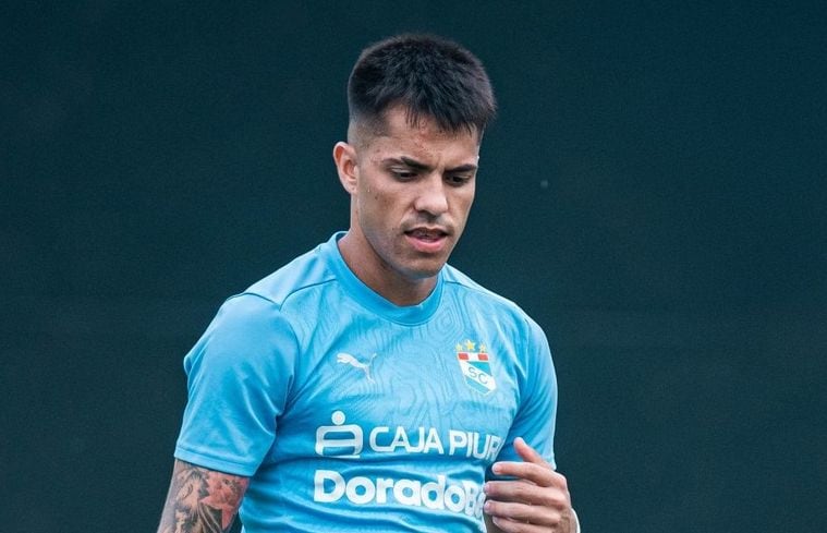 Fue poco más de un año en San Lorenzo, en el que no alcanzó debutar en la Primera División de ese país y, ahora, con un gran presente piensa en volver.