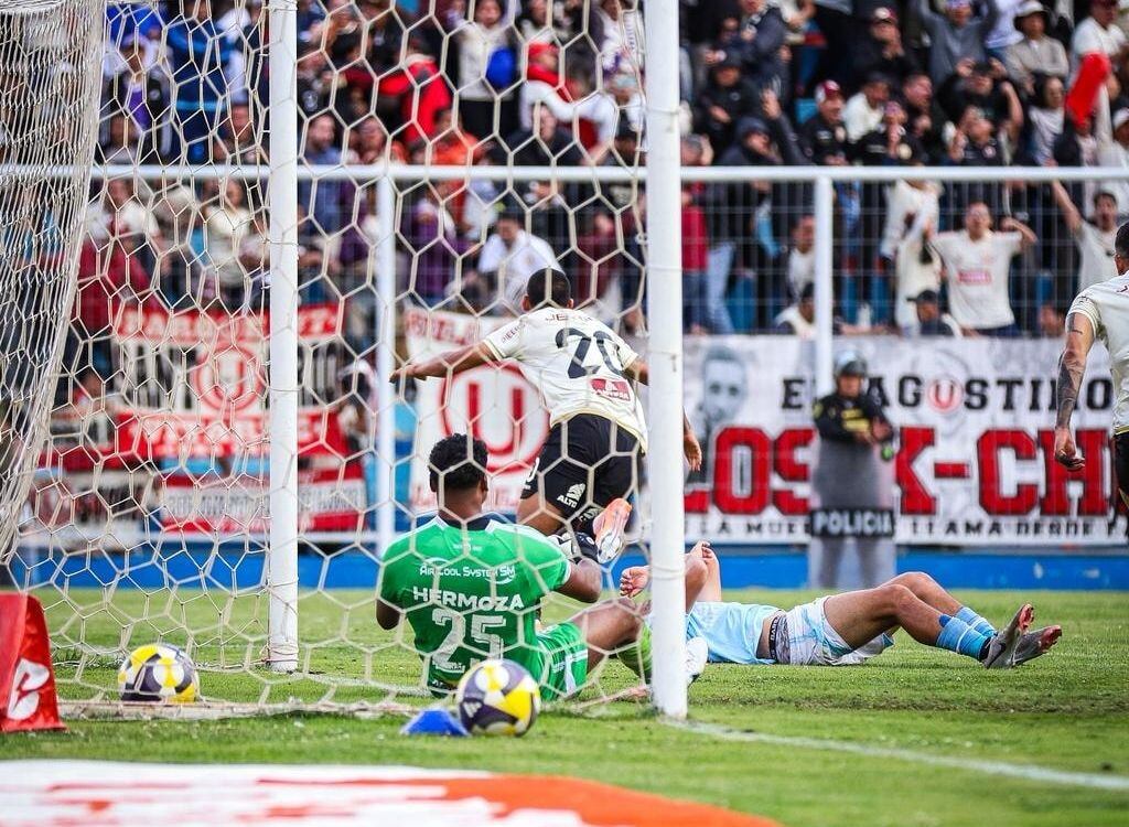 El atacante crema anotó de cabeza en el triunfo de Universitario en Tarma ante ADT.