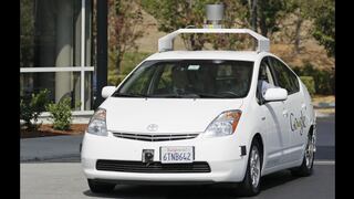 Google reconoce 11 accidentes en sus autos sin conductor
