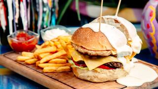 ¿Sueles ir a alguno de estos locales? Los restaurantes de comida rápida más caros de Estados Unidos