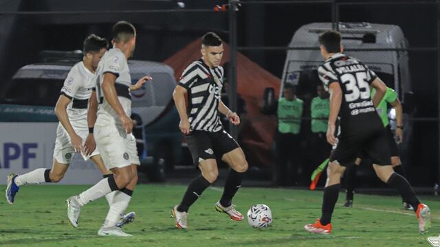 Olimpia cayó 3-1 ante Libertad por el Torneo Apertura de Paraguay | RESUMEN Y GOLES