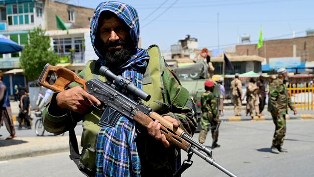 Afganistán: talibanes ejecutaron a 5 personas y han “castigado” a 450 desde que llegaron al poder