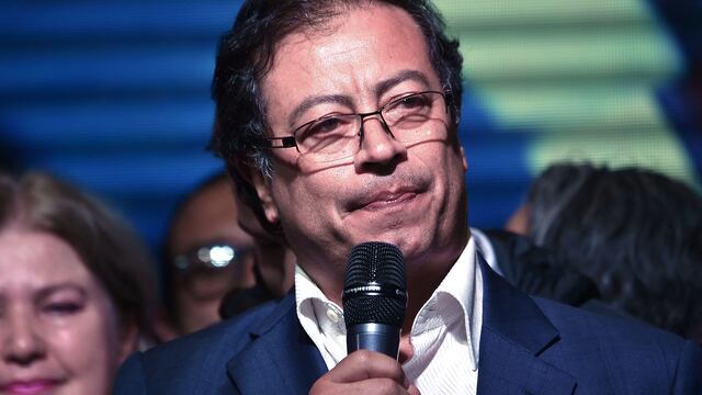 Petro tacha de “terrorista” al expresidente Duque por “asesinato” de jóvenes en protestas
