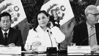 Dina Boluarte y el análisis de sus respuestas evasivas durante conferencia de prensa