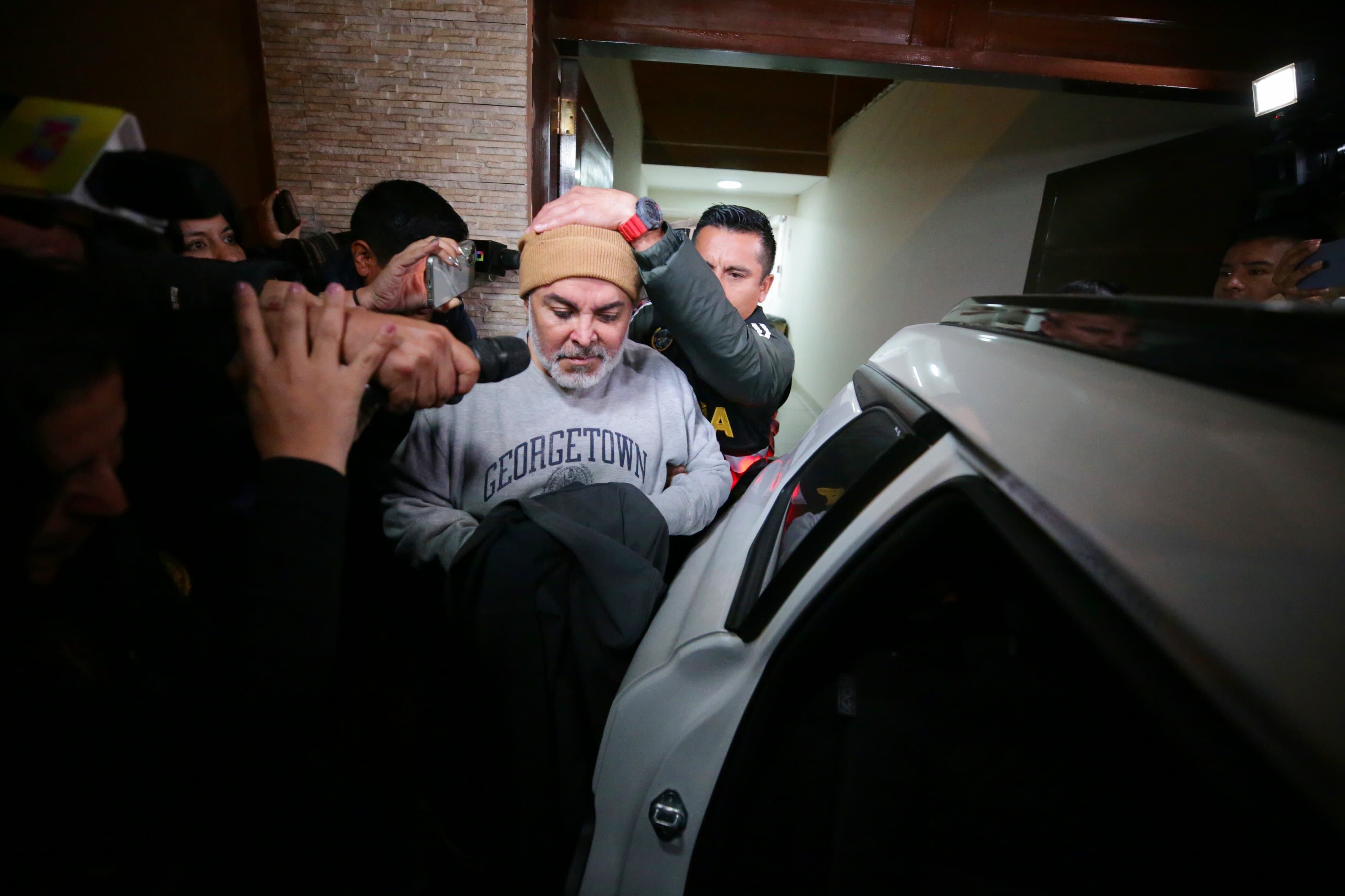 Andrés Hurtado, conductor del conocido programa televisivo ‘Porque hoy es sábado con Andrés’, fue detenido de manera sorpresiva por la División de Investigación de Delitos de Alta Complejidad (Diviac). La detención ocurrió en la Clínica Novo Q. Foto: GEC