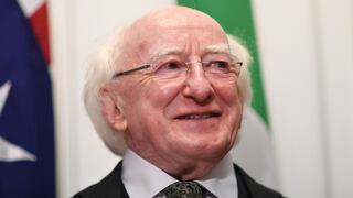 Higgins, el primer presidente irlandés en la coronación de un rey británico 