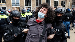 Más de 30 detenidos tras enfrentamientos en protesta propalestina en la Universidad de Ámsterdam