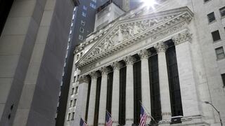 Wall Street cierra en rojo y el Dow Jones retrocede un 0,38 %