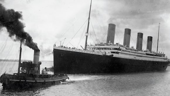 El Titanic saliendo de Southampton en su desafortunado viaje inaugural el 10 de abril de 1912. (Foto por AYUNTAMIENTO DE SOUTHAMPTON / AFP)
