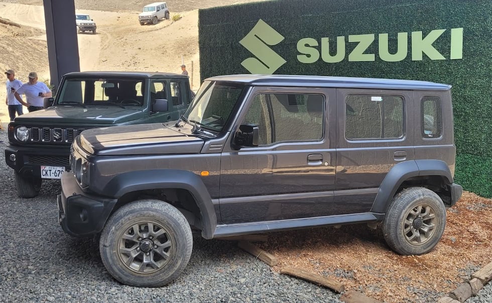 La distancia entre ejes creció 34 cm, lo que implica mayor espacio interior y mayor amplitud en el maletero (211 litros). (Foto: Fernando Roca)