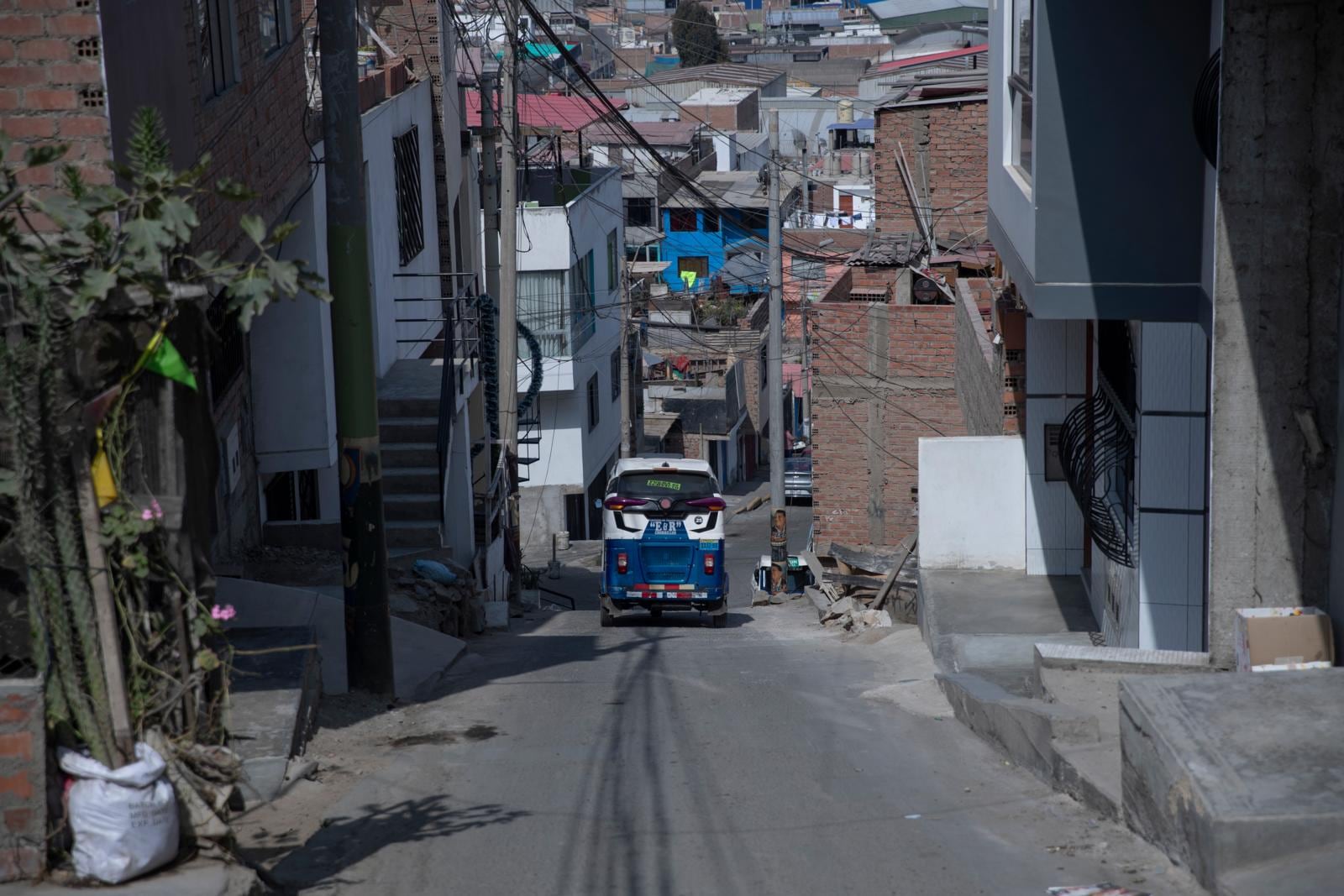 Esta pendiente en el AA.HH. Ampliación José Olaya, en Chorrillos, es la más pronunciada que encontramos durante nuestro recorrido.