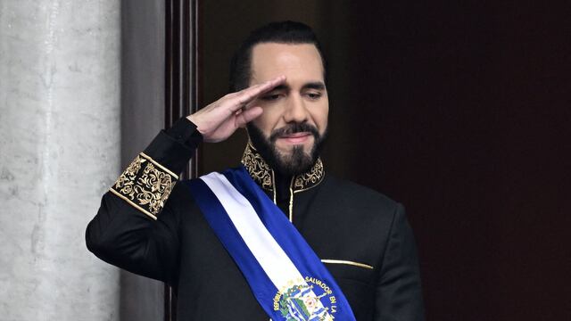 “Una reforma que nunca se anunció ni discutió”: la reelección indefinida y el temor del fin de la democracia en El Salvador