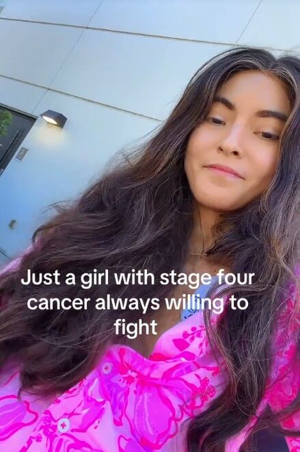 Su historia generó una ola de mensajes de cariño y admiración en redes sociales. (Foto: @kaebradshaww / TikTok)