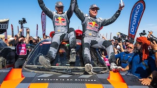 Carlos Sainz y Lucas Cruz son ganadores del Dakar 2024