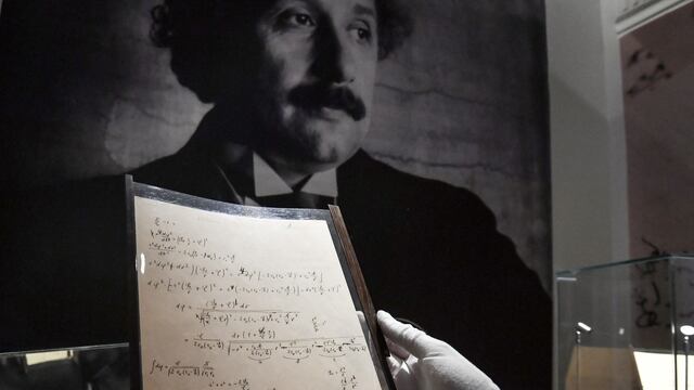 Einstein | Uno de los manuscritos de la teoría de la relatividad es vendido por USD 13 millones
