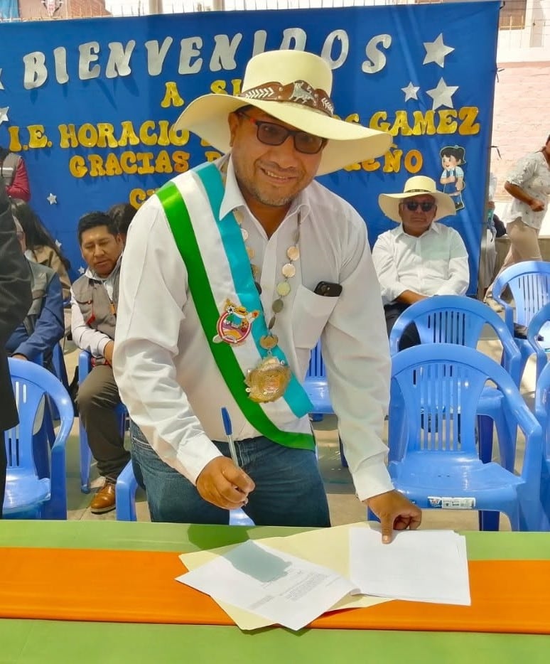 Juan Roberto Muñoz Pinto postula por eL Movimiento Regional Arequipa Avancemos. Foto: Facebook Municipalidad de Socabaya