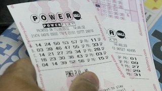 Powerball: lo que se sabe de Cheng Saephan, el paciente con cáncer que ganó 1,300 millones de la lotería 