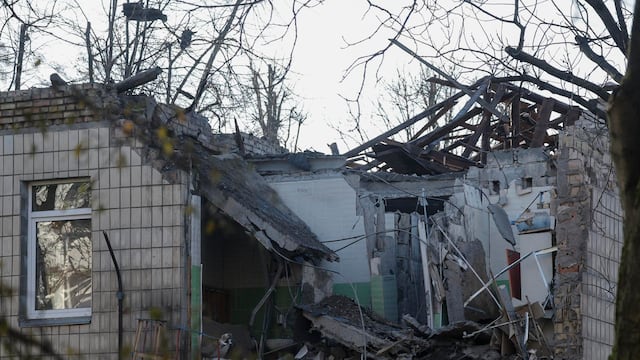 Capital de Ucrania sufre mayor ataque de drones rusos desde inicio de invasión