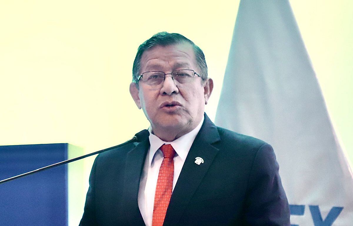Eduardo Salhuana dijo que se justifica que el Congreso busque promover una reforma del sistema judicial y el Ministerio Público. (Foto: Congreso)