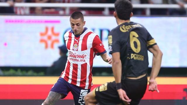 Chivas venció 1-0 a Toluca y mete un pie en la semifinal de la Liguilla MX | RESUMEN Y GOLES