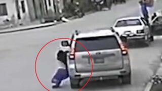 Alcalde de Pimentel arrastra con su vehículo a su pareja