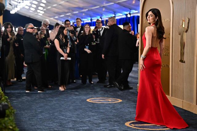 Monica Barbaro en la alfombra roja de los SAG Awards 2025. (Foto: Agencias)