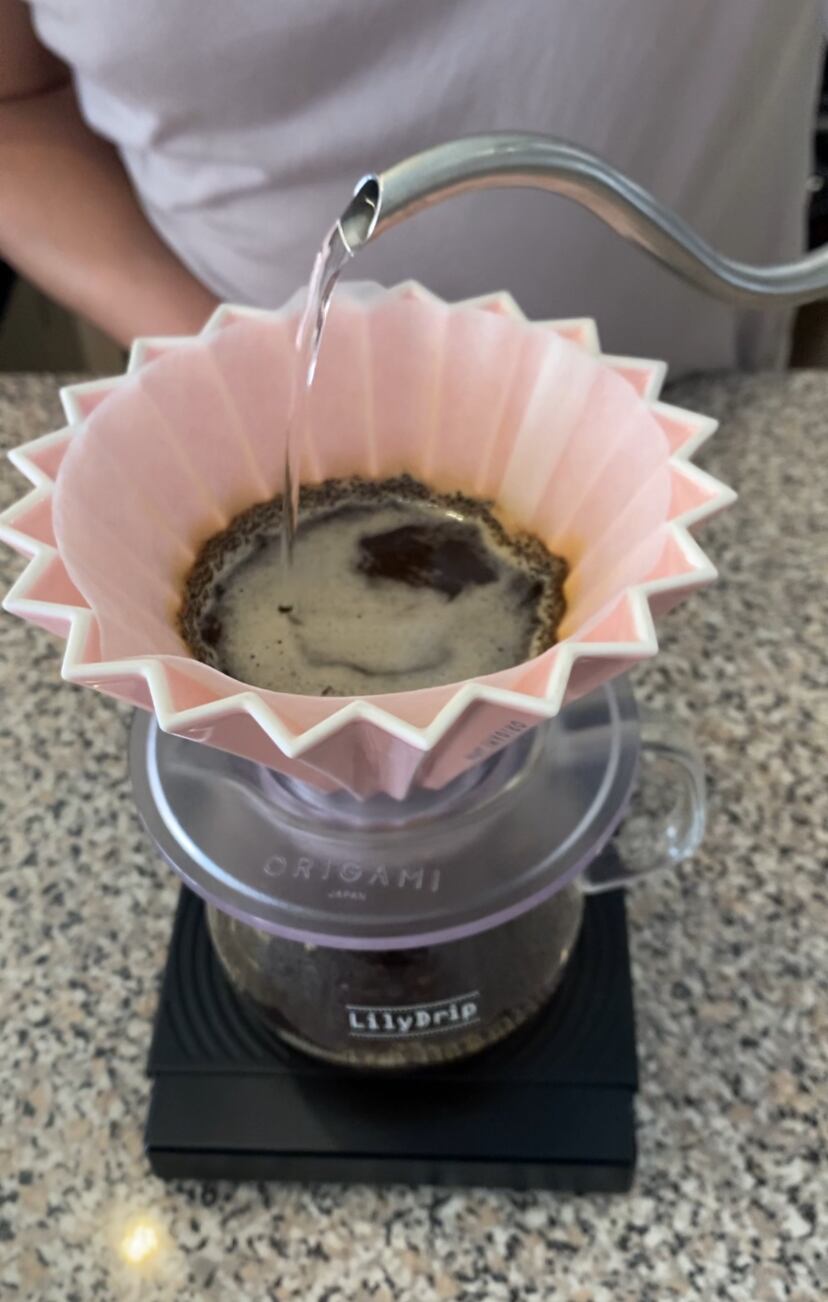 Método de extracción V60 en Habitual Café.