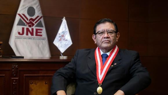 El presidente del JNE, Jorge Salas Arenas, recibió amenazas de muerte por parte del grupo La Resistencia. (Foto: El Comercio)