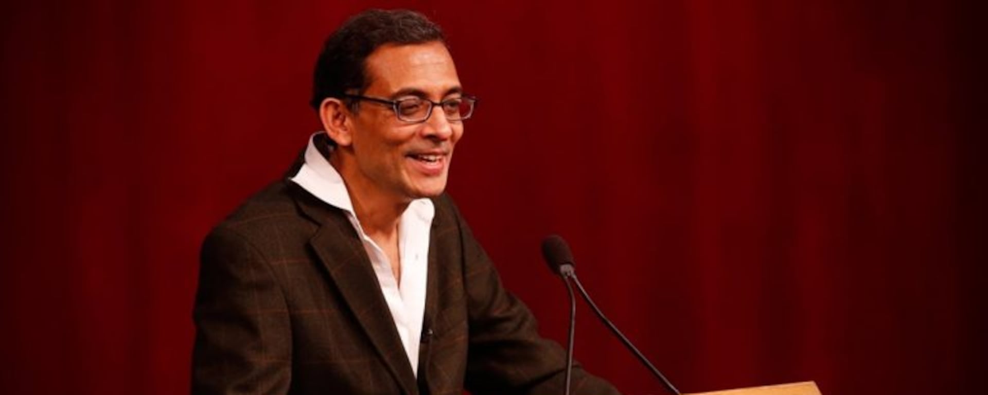 Abhijit Banerjee, Nobel de Economía 2019: Muchos países en desarrollo siguen diseñando políticas como si fueran sociedades jóvenes