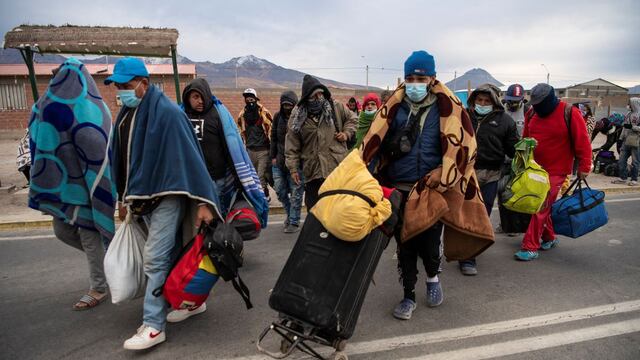 Chile instalará albergues en el norte para asistir a migrantes venezolanos tras actos de xenofobia en Iquique