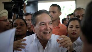 Presidente de Panamá anuncia que padece un tipo de cáncer en la sangre