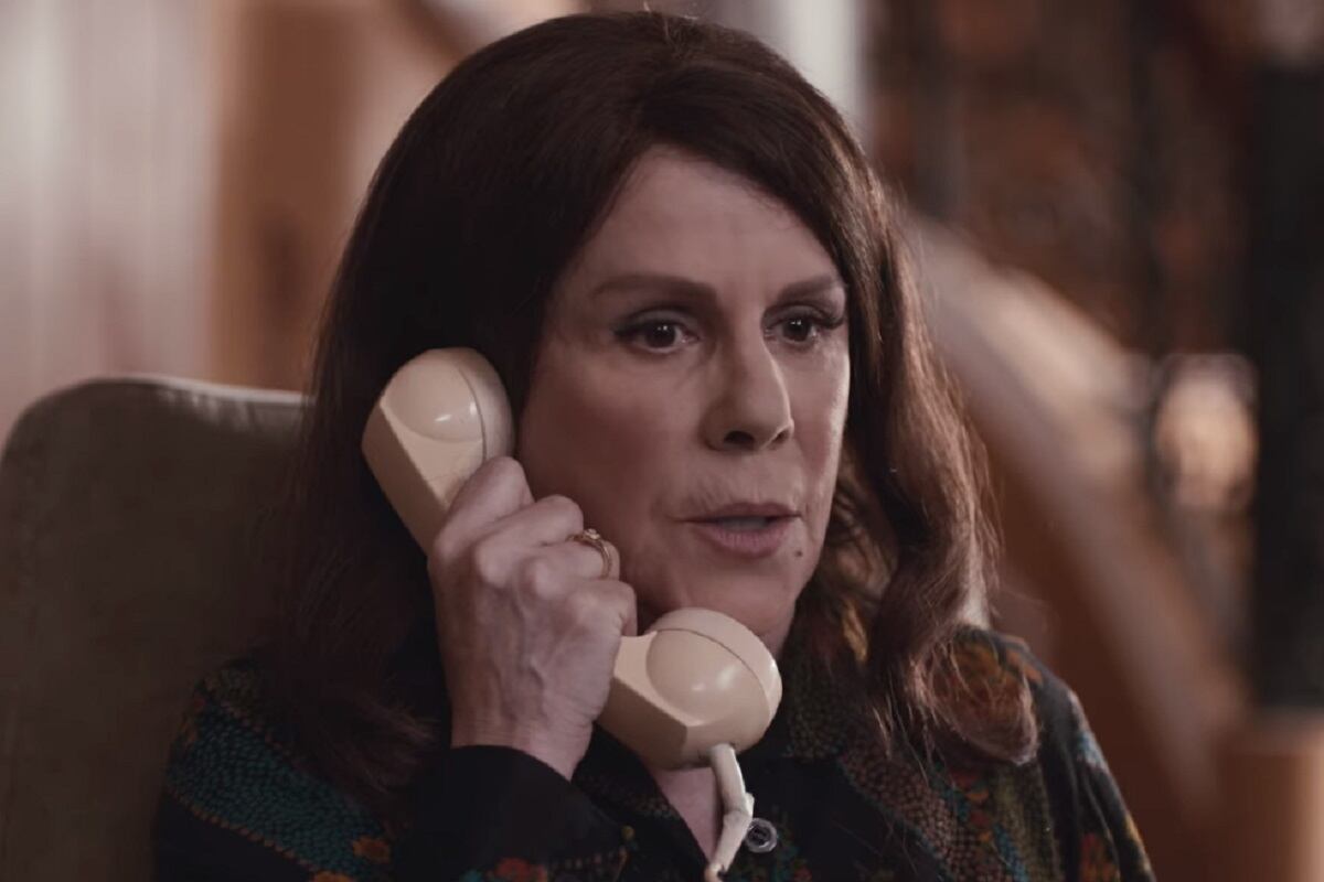 Rebecca Jones en la tercera temporada de "La casa de las flores" (Foto: Netflix)