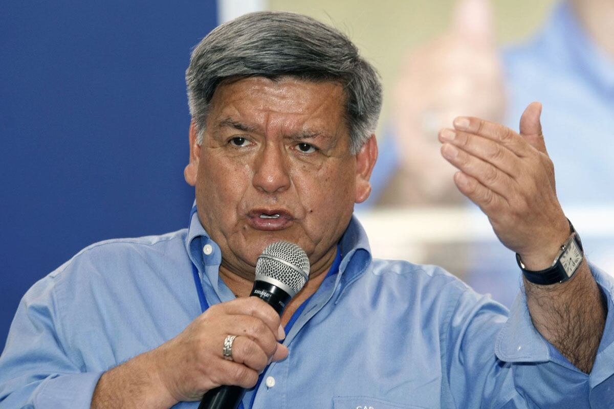 César Acuña exige justicia y critica a Intercorp por su “indiferencia” ante la tragedia en Real Plaza.