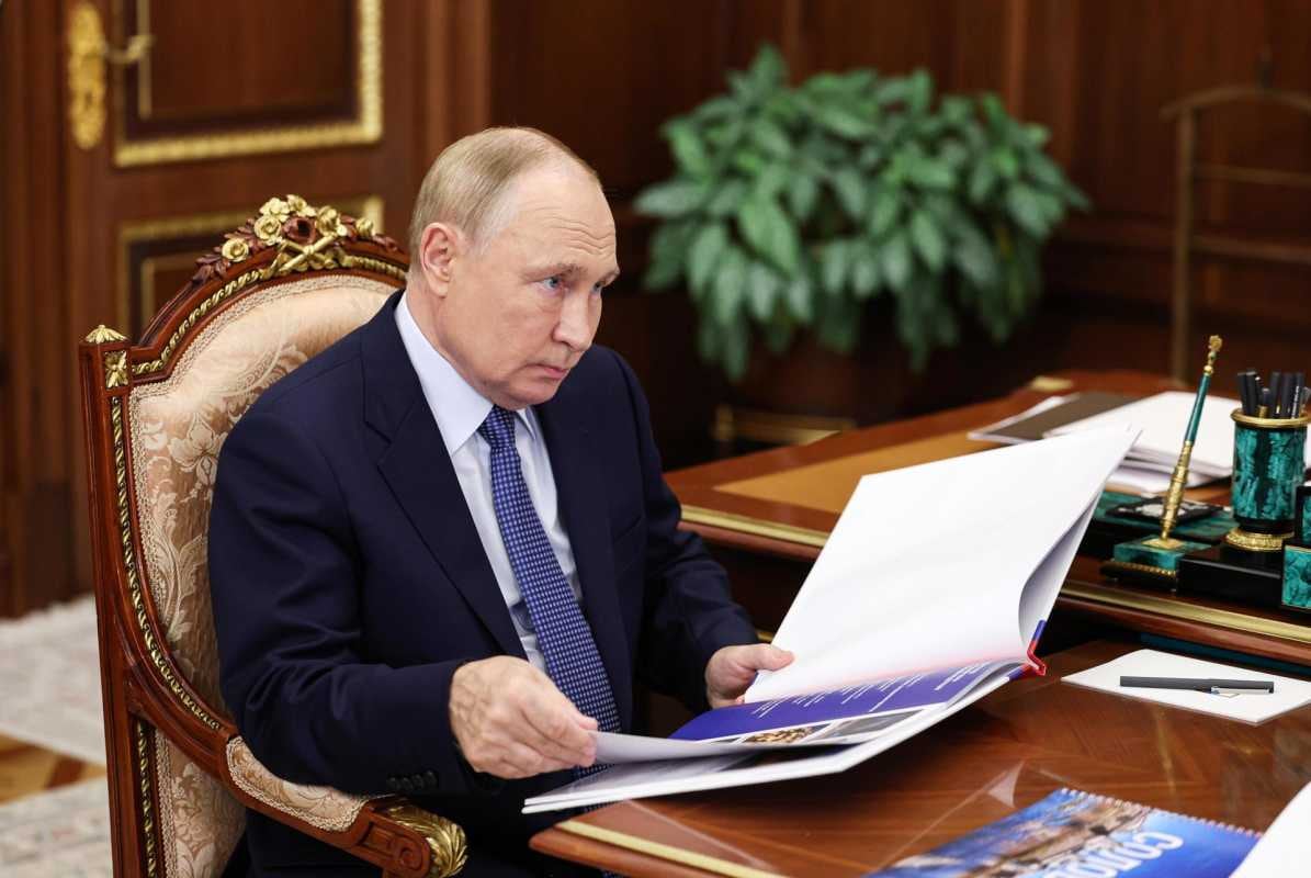 El presidente de Rusia, Vladimir Putin, en una reunión en el Kremlin de Moscú. Foto: EFE/EPA/VYACHESLAV PROKOFIEV/SPUTNIK / PISCINA KREMLIN