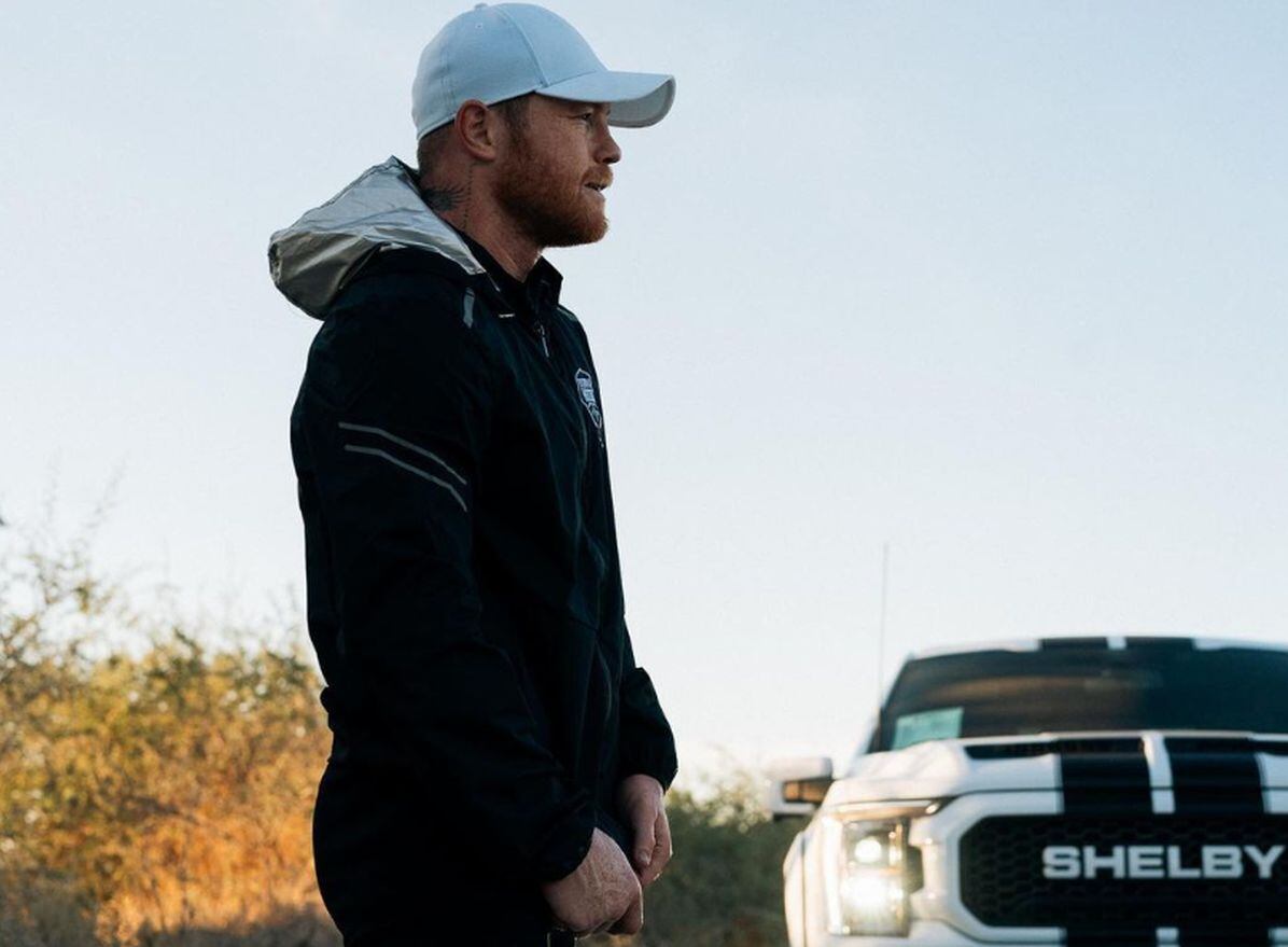 'Canelo' Álvarez tiene autos de lujo como este Shelby (Foto: Canelo/Instagram)