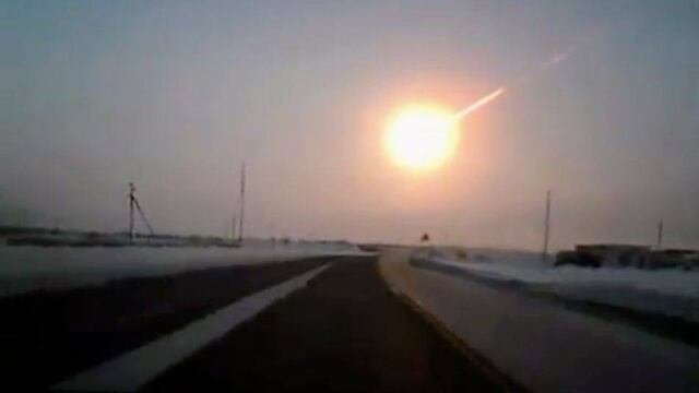 FOTOS: la impresionante caída del meteorito en Rusia y la destrucción que generó su impacto