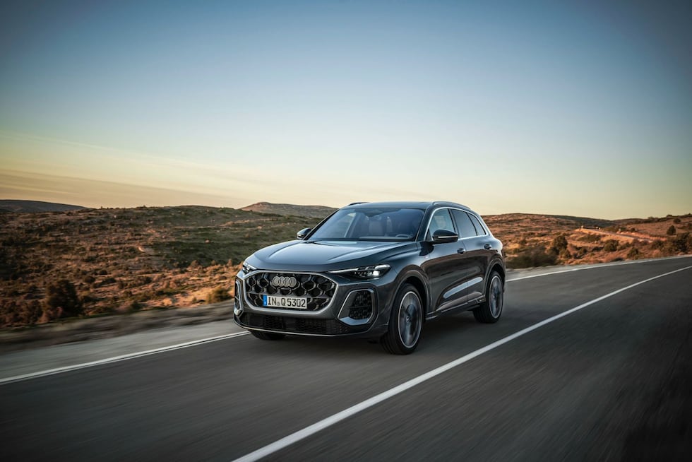 Audi, una de las marcas de lujo más reconocidas del mundo, confirmó su ingreso a la Fórmula 1 en 2026 como parte de su apuesta por la innovación, la sostenibilidad y el desarrollo de nuevas tecnologías en la máxima categoría del automovilismo.