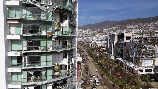 La angustiosa situación de los peruanos que estuvieron incomunicados en Acapulco por el huracán