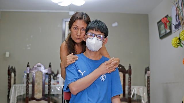 Nuevo caso de ameba “comecerebros” en joven de 17 años: su madre lucha por conseguir medicamento que vale casi 20.000 soles
