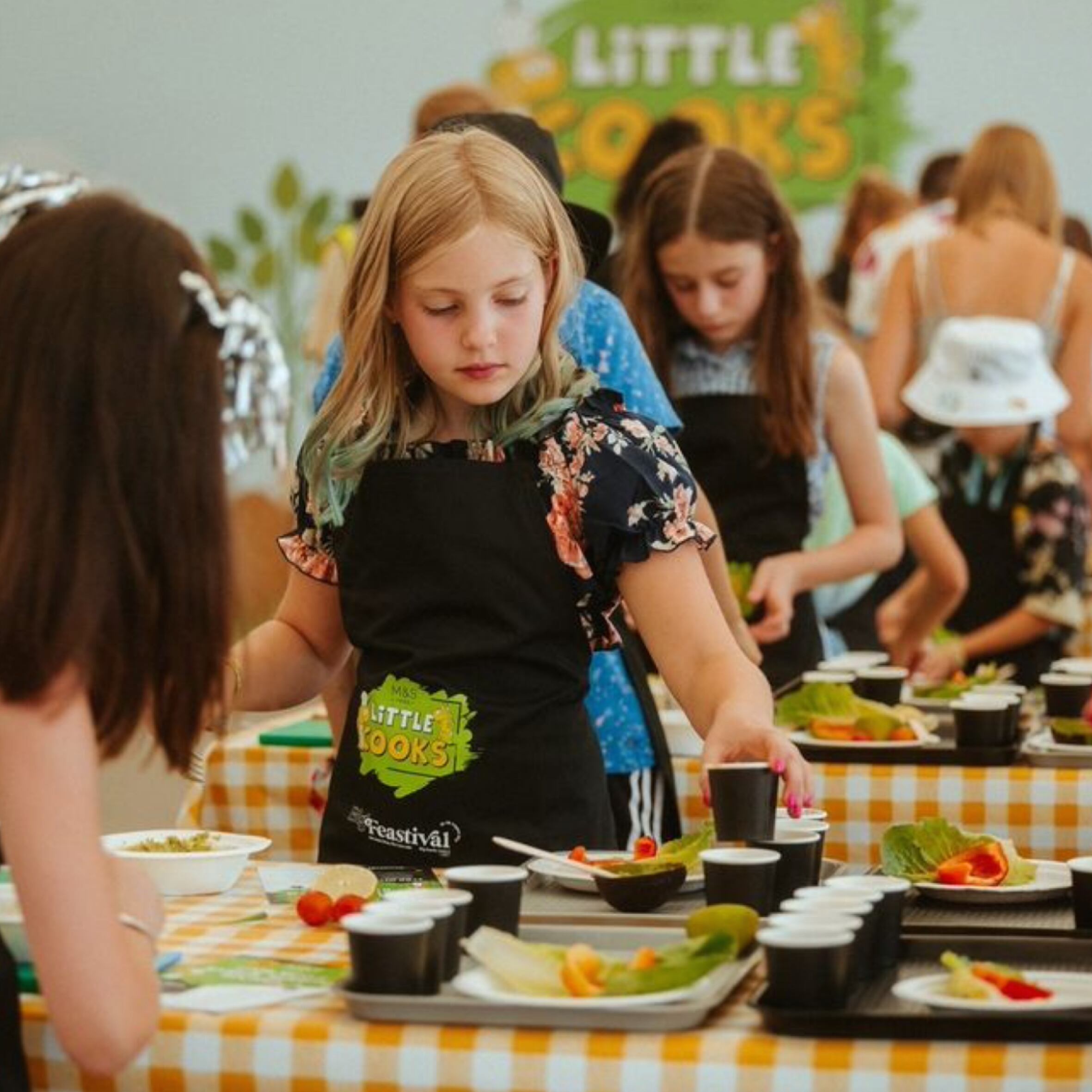 El festival tiene una agenda gastronómica propia que trae lo mejor de la culinaria junto a la música en vivo