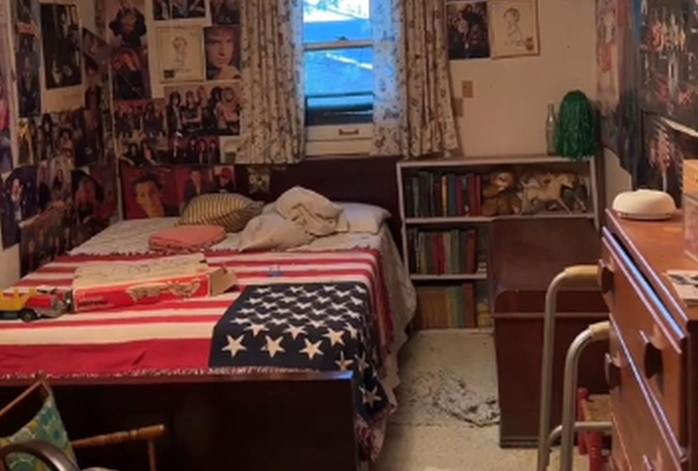 En esta imagen se aprecia la habitación que se mantuvo con una decoración de los años 80. (Foto: @treevibenana / TikTok)