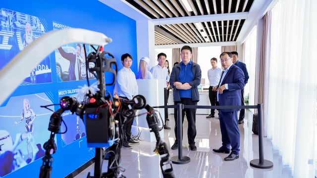 Más allá de autos: los robots que presentó la compañía Chery en China | FOTOS