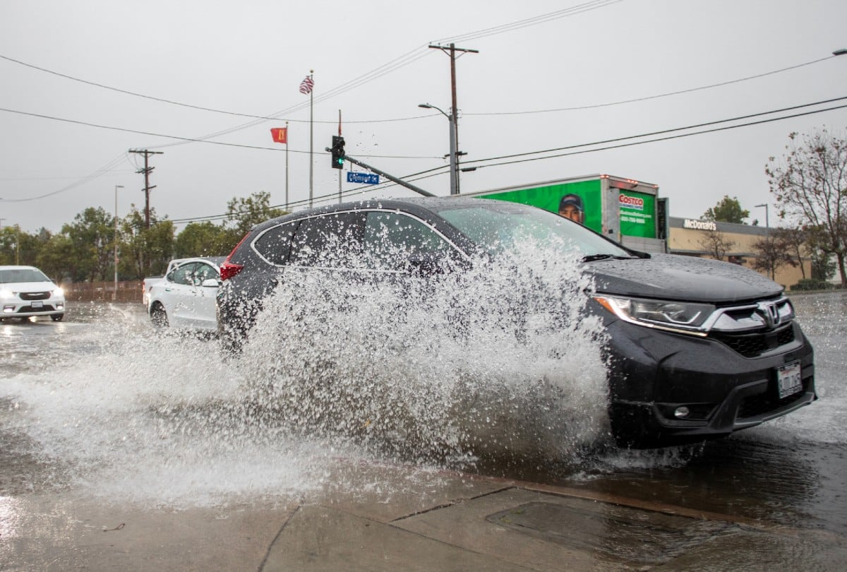 California se prepara para intensas lluvias y nevadas este domingo 15 de febrero. | Crédito: Apu GOMES / AFP