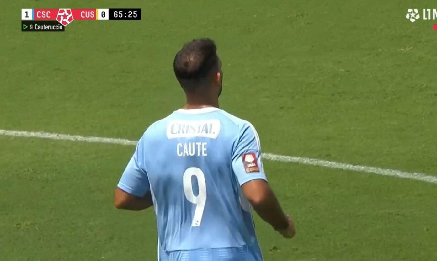 El delantero y goleador cervecero volvió a las canchas tras más de un mes de parón. Entró en el minuto 66′ del duelo ante Cusco FC por Liga 1 Te Apuesto.