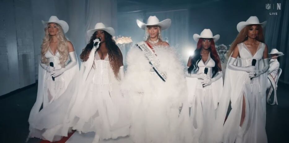 Muchos espectadores creyeron que Destiny’s Child se había reunido para la ocasión. (Foto: Netflix)