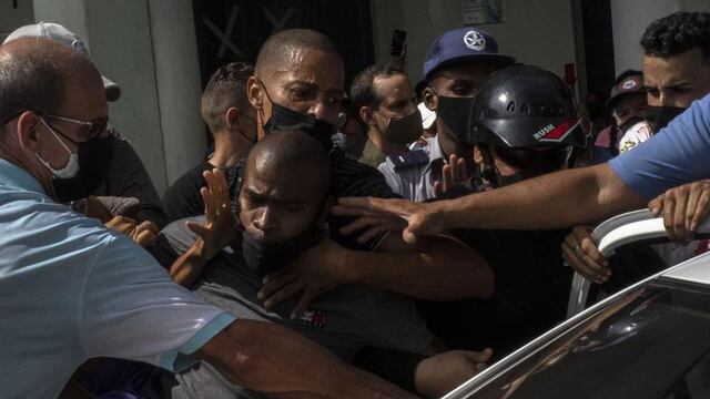 Protestas en Cuba: el Gobierno confirma un muerto en nuevas manifestaciones a las afueras de La Habana